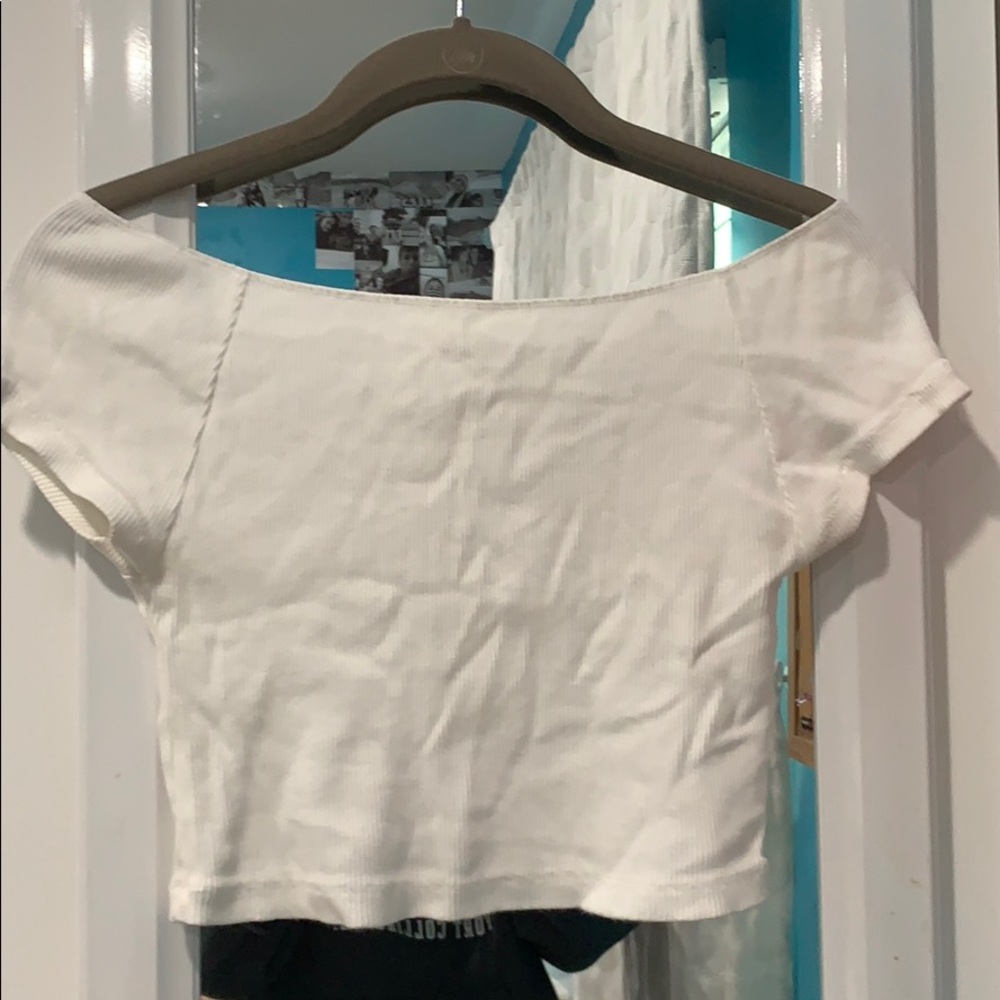 off the shoulder tee